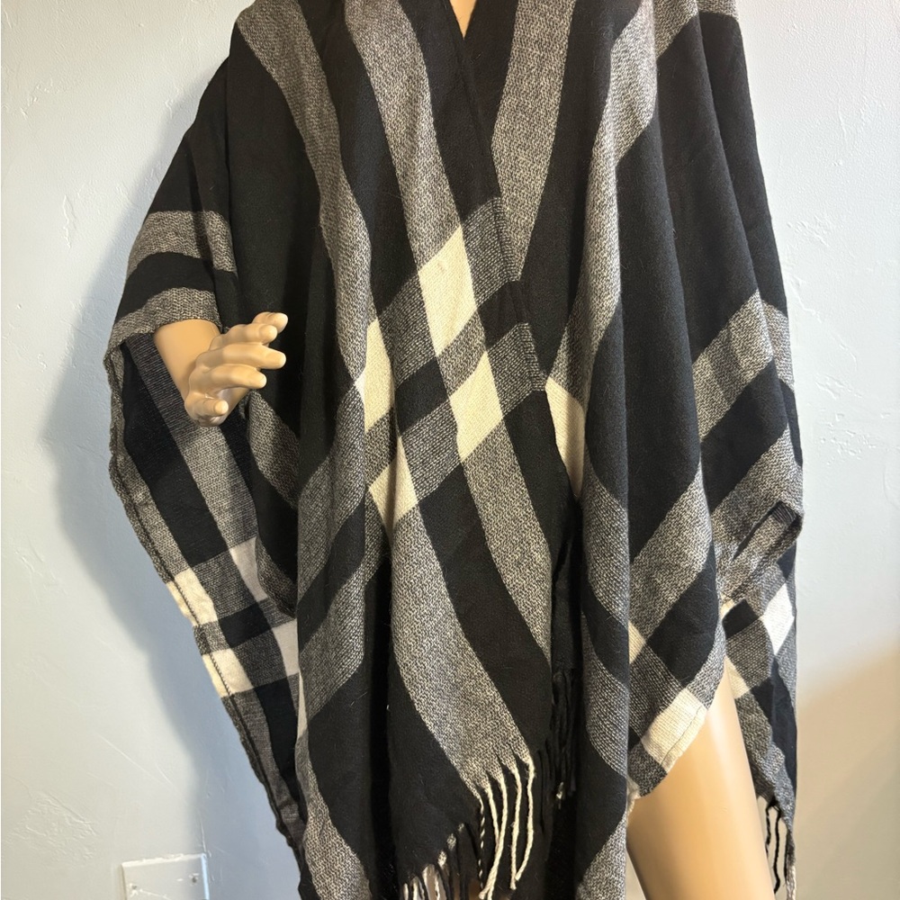 Three Dots Black Erin Plaid Open Front Fringe Hem Wrap One Size